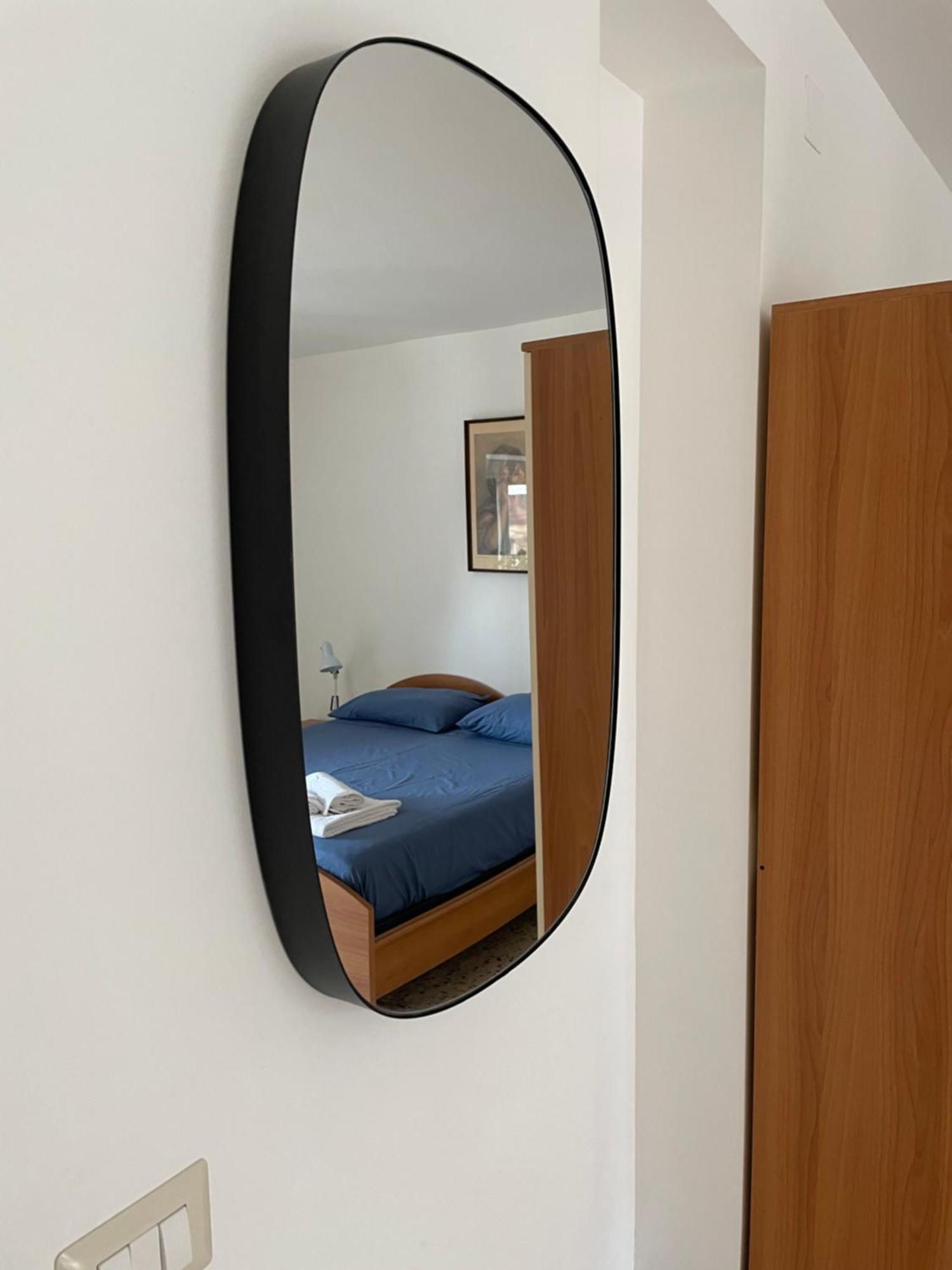 Lorenzo'S House Catania City Centre - Comfortable Large Apartment With 2 Bedrooms And 2 Baths, Close To Trains, Metro And Bus Station Exteriér fotografie