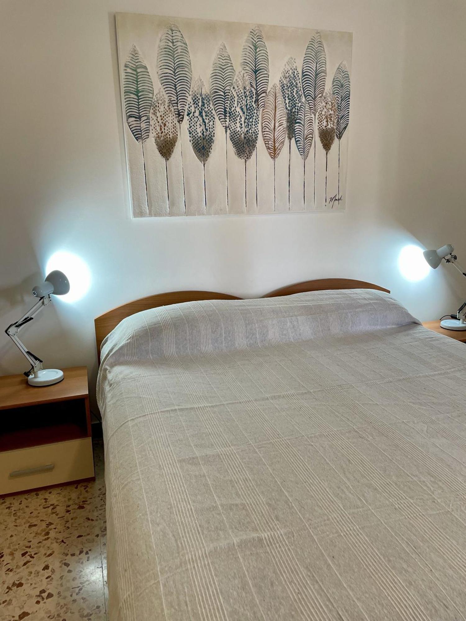 Lorenzo'S House Catania City Centre - Comfortable Large Apartment With 2 Bedrooms And 2 Baths, Close To Trains, Metro And Bus Station Exteriér fotografie